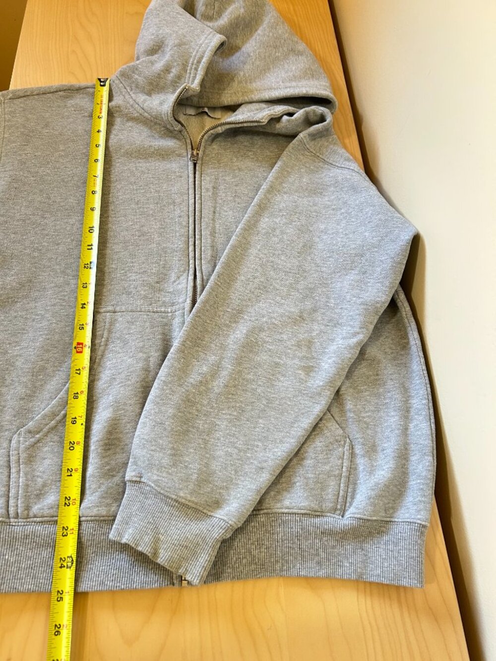 Aritzia TNA Hoodie Heathered Grey Size M - Picture 7 of 7